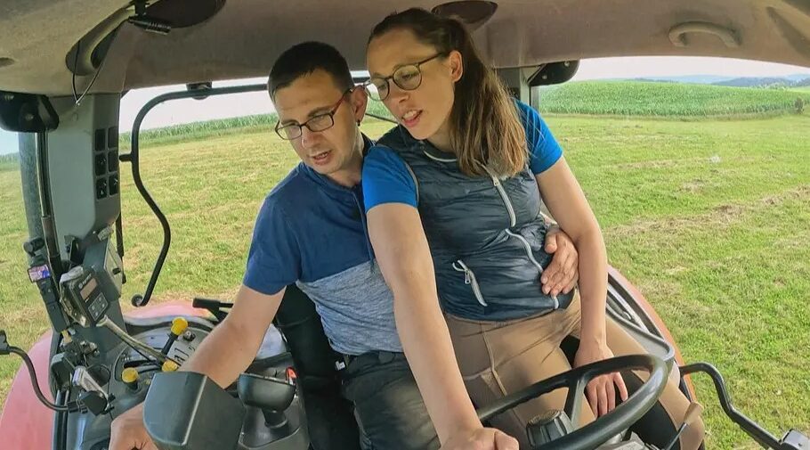 Auch „Bauer sucht Frau“-Kandidatin Michaela hat mit Hass im Netz zu kämpfen. Foto: RTL